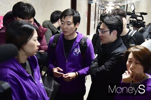 [머니S포토] 어린이 교통안전 사고 피해 가족, 법안 신속 처리 호소