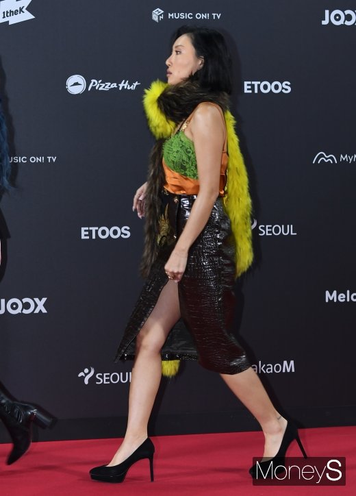 [머니S포토] 마마무 화사, 입이 쩍 벌어지는 패션(MMA)