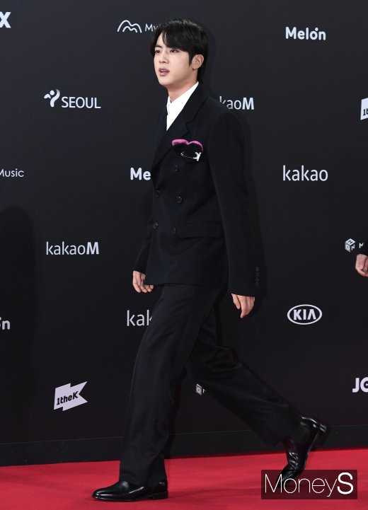 [머니S포토] 방탄소년단(BTS) 진 '급이 다른 멋짐'(MMA)