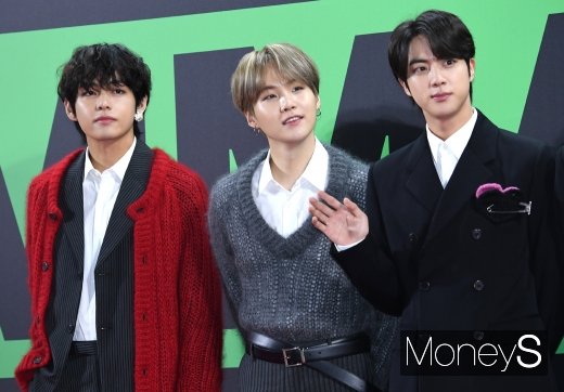 [머니S포토] 방탄소년단(BTS) 뷔·슈가·진, 잘생긴 애 옆에 잘생긴 애