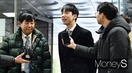 [머니S포토] 공유차량 서비스 관련 답하는 박재욱 대표