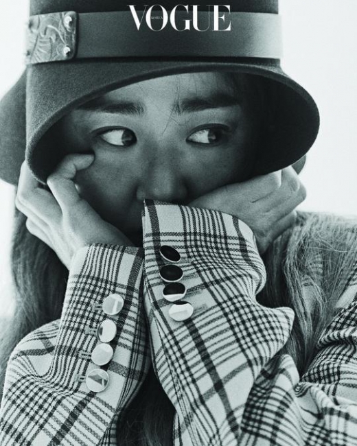 [★화보] 문근영,  새로운 모습+독특한 분위기