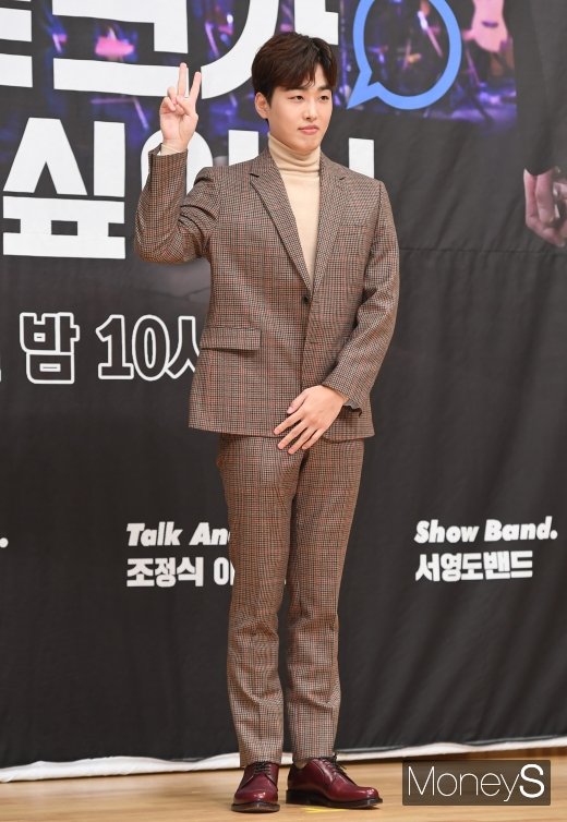 [머니S포토] 조정식 '브이~'