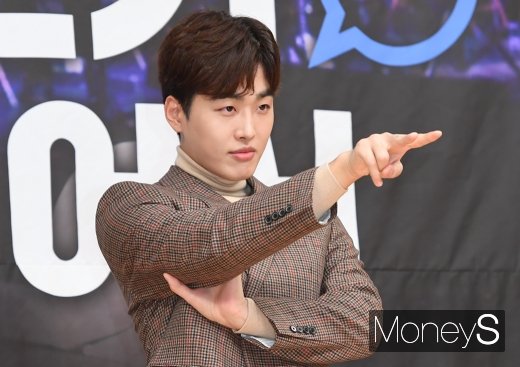 [머니S포토] 조정식 '널 지켜보고 있어~'