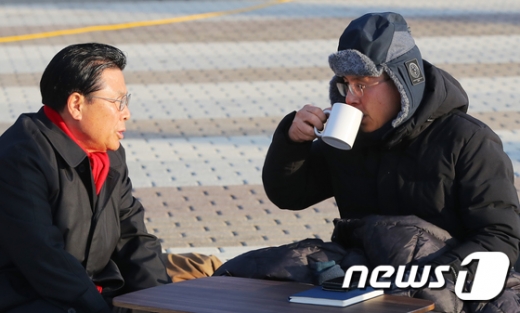 사흘째 단식농성중인 황교안 자유한국당 대표. /사진=뉴스1