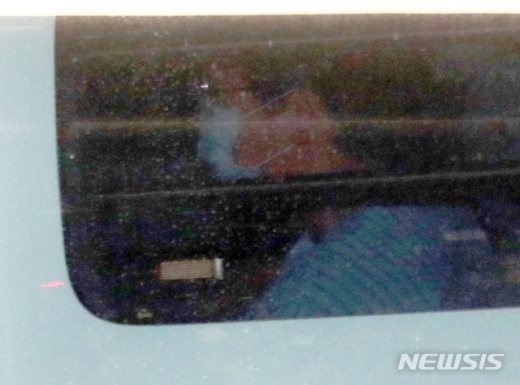 박근혜 전 대통령이 3일 오후 서울 서초구 서울성모병원에서 퇴원해 구치소로 이동하고 있는 모습. /사진=뉴시스      