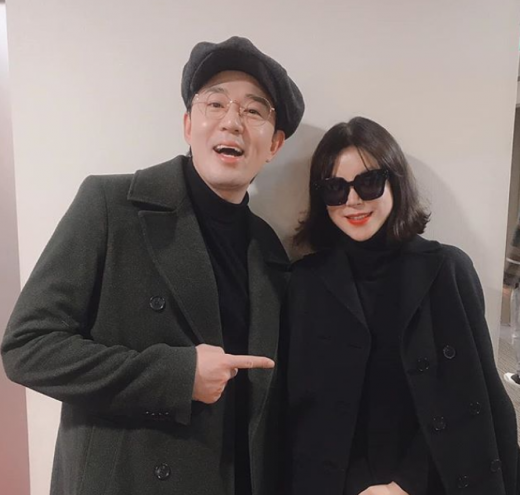 방송인 붐(왼쪽)과 최화정. /사진=SBS 라디오 '붐붐파워' 인스타그램 캡처