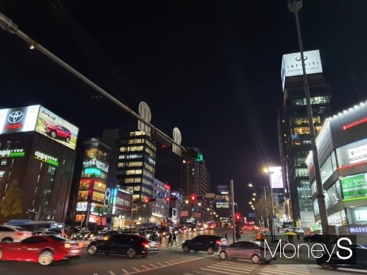 서울 수입차거리. /사진=이지완 기자