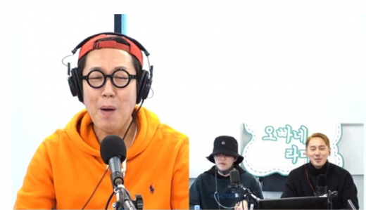 개그맨 김영철(왼쪽). /사진=SBS라디오 '김상혁 딘딘의 오빠네라디오' 방송화면 캡처