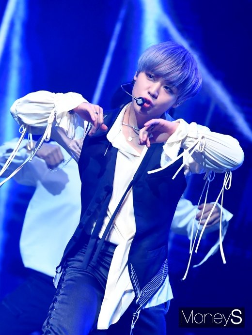 [머니S포토] 박지훈, 절도있는 퍼포먼스