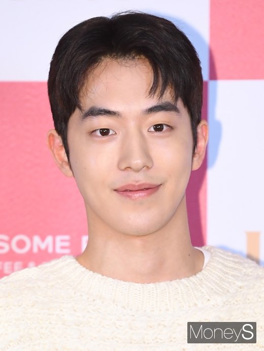 [머니S포토] 남주혁 '여심 녹이는 달달한 미소'