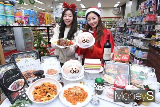 [머니S포토] 세븐일레븐, 연말 홈파티 상품 판매 시작