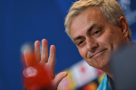 바이에른 뮌헨과의 UEFA 챔피언스리그 조별예선 B조 6차전을 앞두고 기자회견에 나선 조제 무리뉴 토트넘 홋스퍼 감독. /사진=로이터