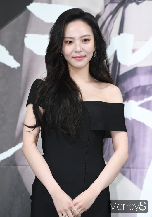 [머니S포토] 이열음, 정법 대왕조개 사건 후 안방극장 복귀