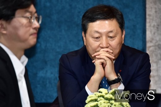 [머니S포토] 노동자종합지원센터 개소식 참석한 박동기 롯데월드 대표