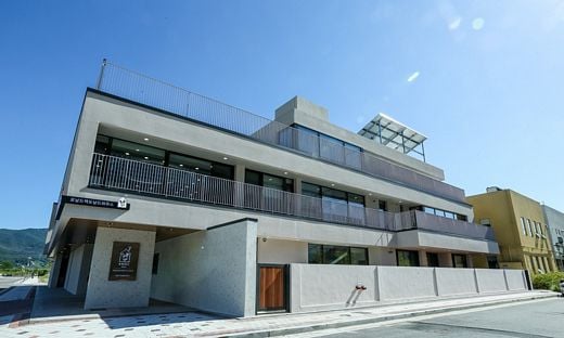 / 지난 9월 양산 부산대학병원에 오픈한 국내 1호 로날드 맥도날드 하우스 전경 모습.(제공=맥도날드)