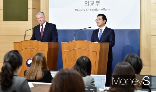 [머니S포토] 비건, 북 회동 제안… 