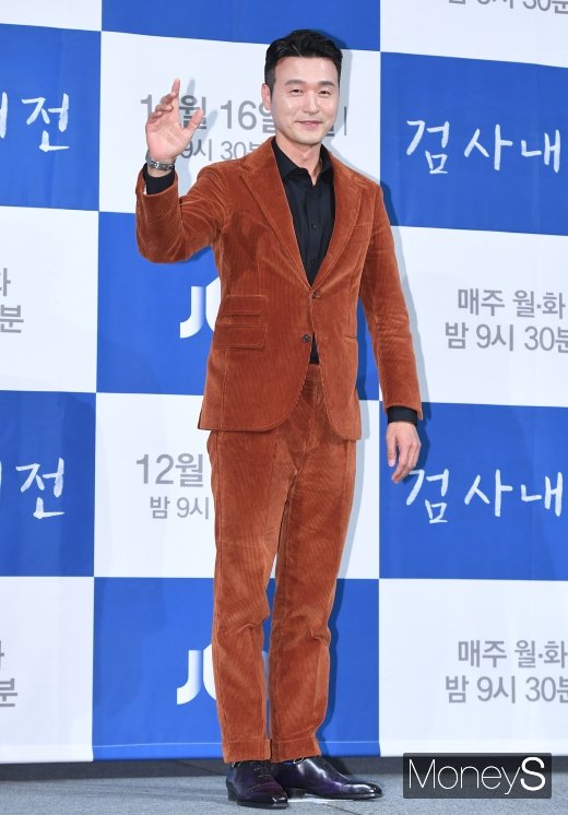 [머니S포토] 이성재 '내가 바로 부장검사'