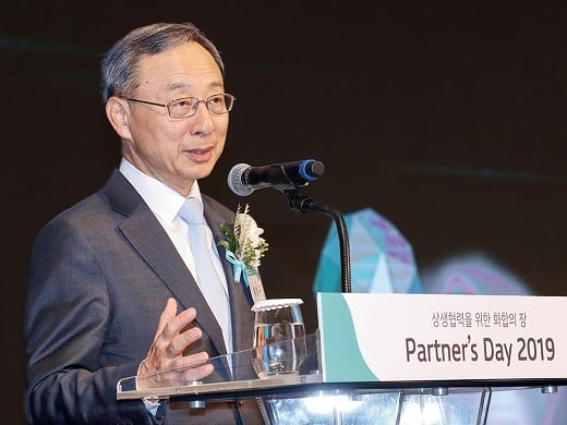 황창규 KT 회장. / 사진=뉴스1 DB.