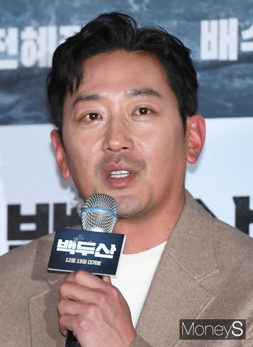 [머니S포토] 하정우 