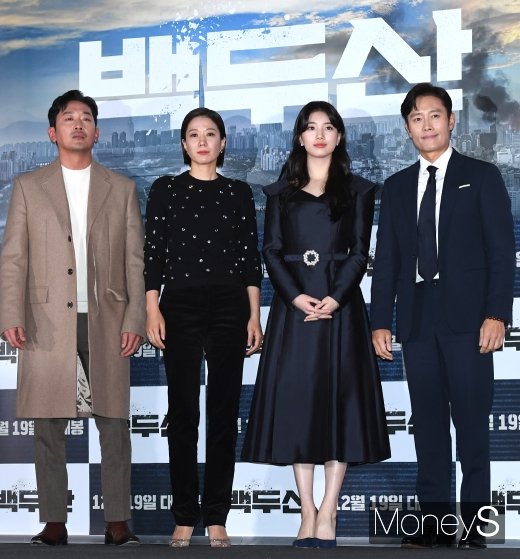 [머니S포토] 260억원 대작 영화 '백두산'의 주역들