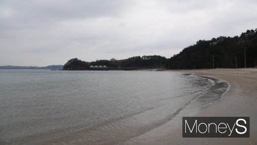 고즈넉한 신너루해변. /사진=박성기 여행 칼럼니스트