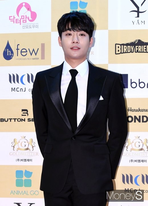 [머니S포토] 강율, 훈남의 정석