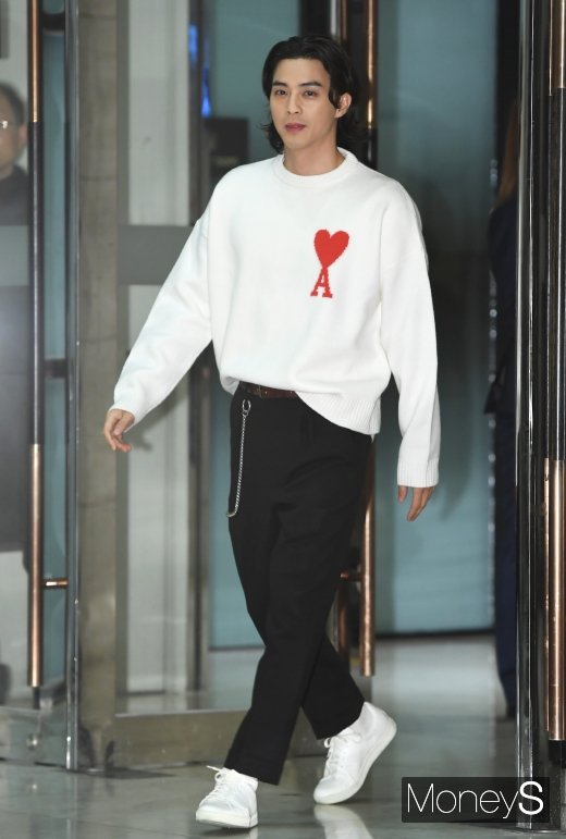 [머니S포토] 김지훈, 편안한 패션으로 참석