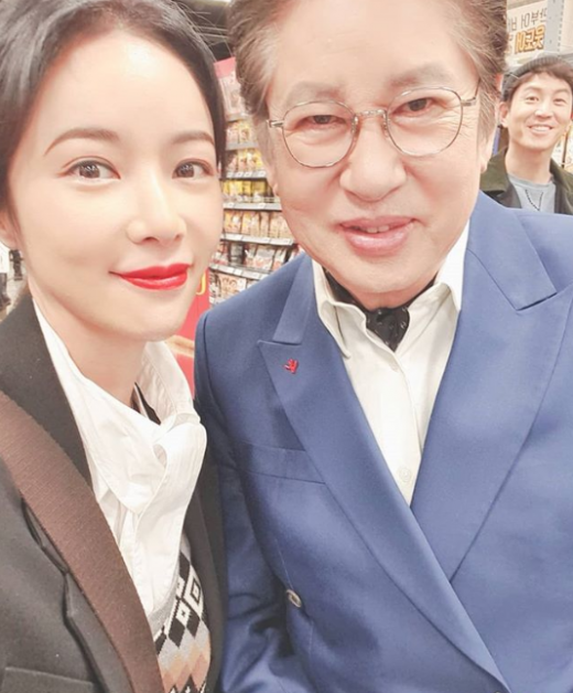 배우 황정음(왼쪽)과 김용건. /사진=황정음 인스타그램 캡처