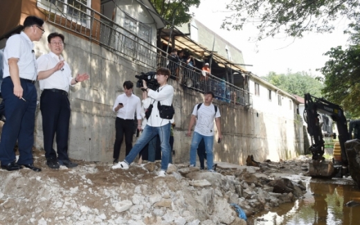 양주시 고비골의 하천·계곡 불법행위 자진철거 현장. / 사진제공=경기도
