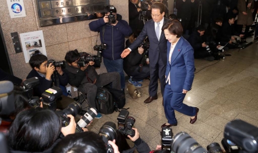 추미애 법무부 장관 후보자가 지난 9일 오전 서울 양천구 목동 서울남부준법지원센터에 마련된 인사청문회 준비단 사무실로 출근하고 있다. /사진=머니투데이 DB