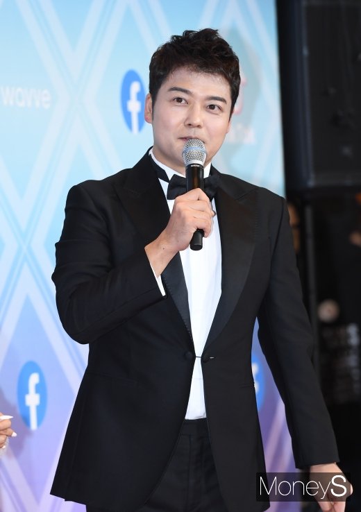[머니S포토] 전현무 '대상 후보로도 감사'