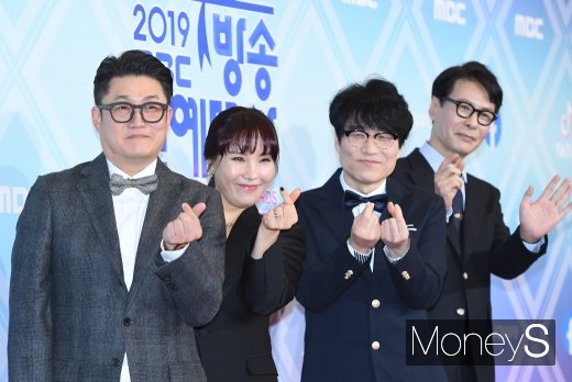 [머니S포토] 김현철·신봉선·유영석·윤상 '복면가왕 하트'