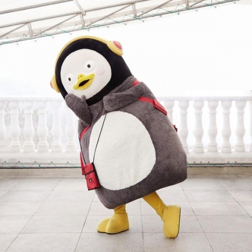 뉴발란스X펭수 콜라보 사은품 키링 완판