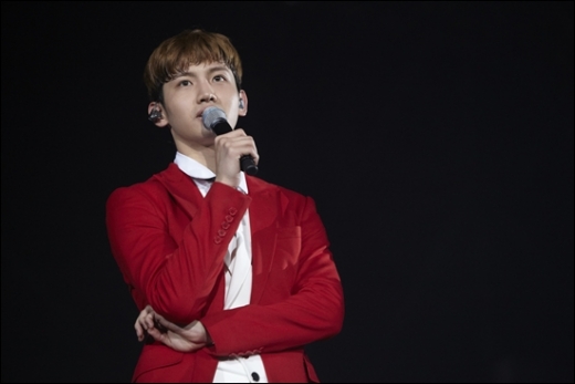 데뷔 후 처음으로 열애 사실을 인정한 최강창민. /사진=sm엔터테인먼트