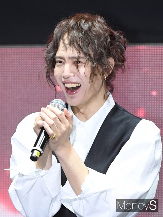 양준일은 31일 오후 1시 서울 세종대학교에서 팬미팅 '양준일의 선물' 개최에 앞서 기자간담회을 가졌다. /사진=장동규 기자