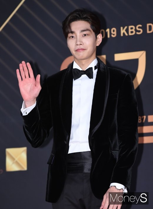 [머니S포토] 김재영, 멋짐 폭발