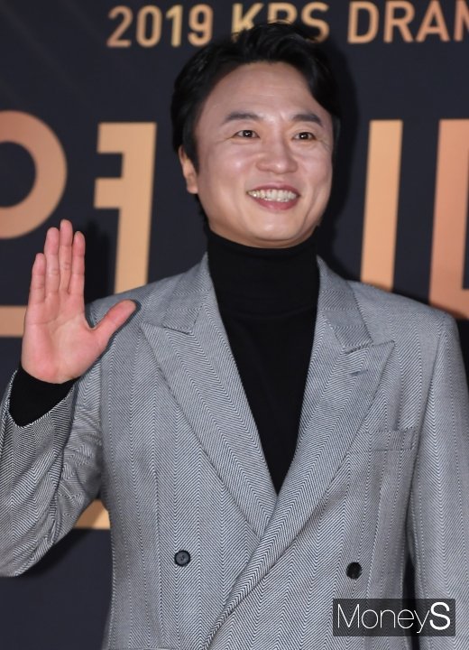 [머니S포토] 전배수 'KBS 연기대상 왔어요'
