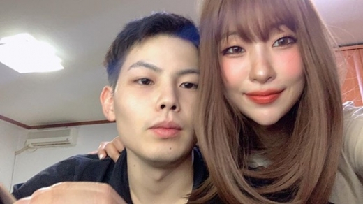 코미디언 이세영이 일본인 남자친구와의 애정을 과시했다. 사진은 영평티비 공식 인스타그램 게시물 캡처본. /사진=영평티비 공식 인스타그램