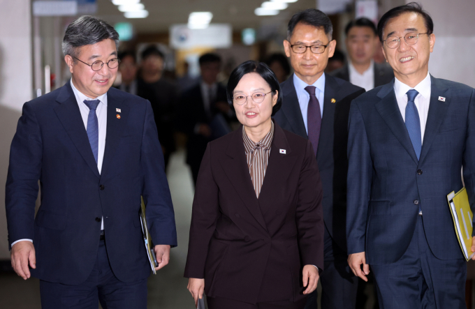 [문답]"공공기관 이전, 파격혜택 검토"…4분기 추가발표