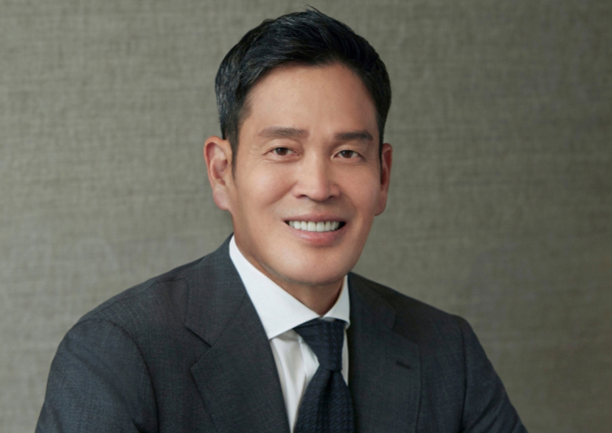 정용진, 이마트 대표 복귀…신세계 역대 최대 36명 임원 승진
